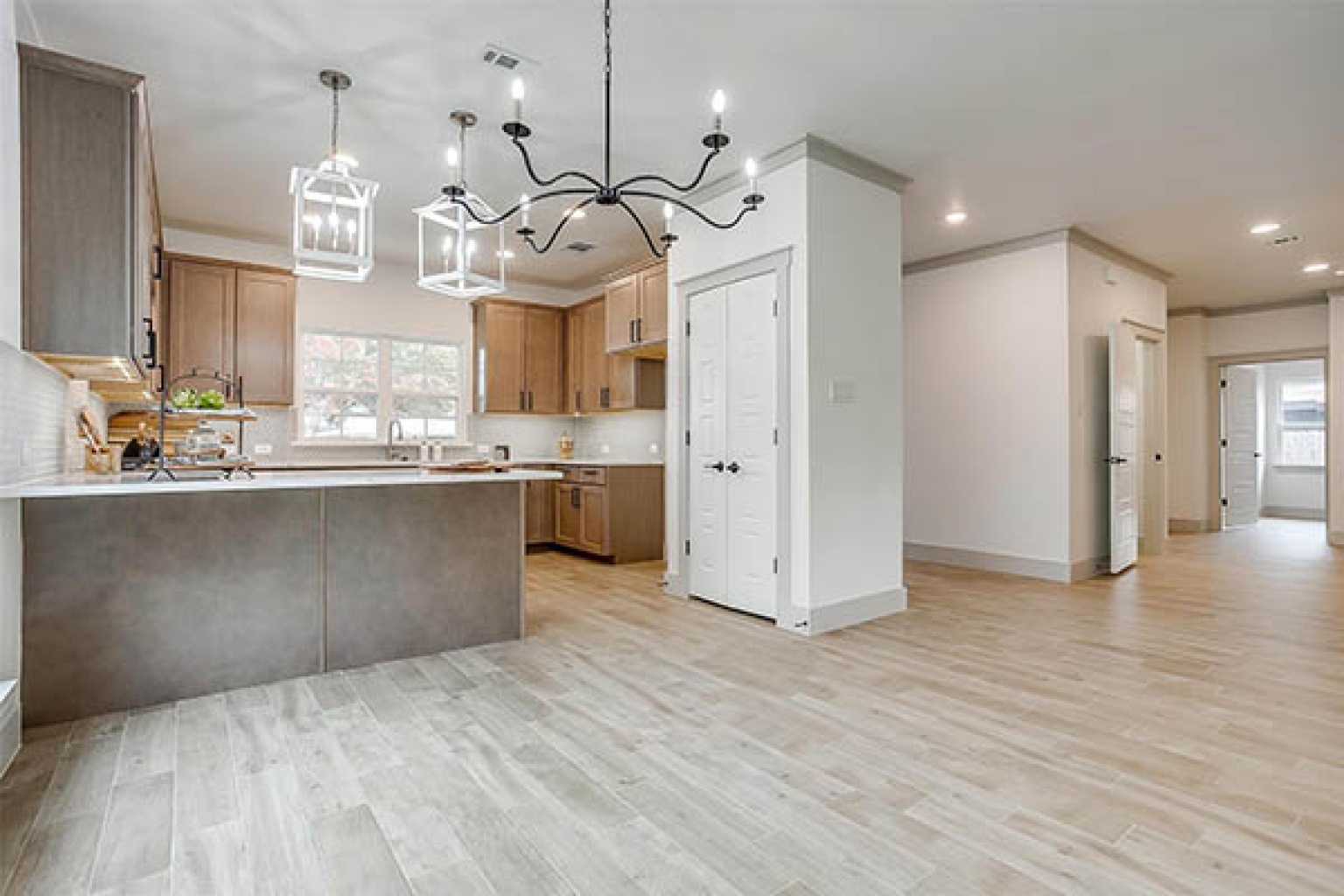 5805 Trigg Drive, Westworth Village, Texas 76114, 4 Bedrooms Bedrooms, ,3 BathroomsBathrooms,Home,For Sale,Trigg Drive,1009