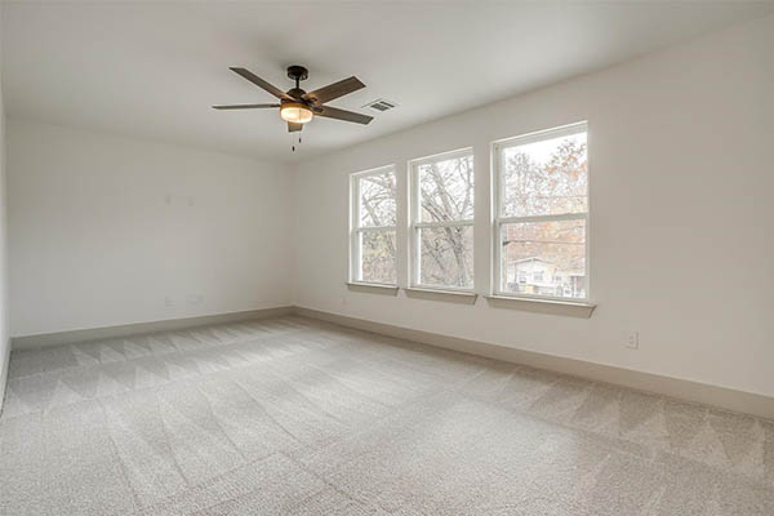 5805 Trigg Drive, Westworth Village, Texas 76114, 4 Bedrooms Bedrooms, ,3 BathroomsBathrooms,Home,For Sale,Trigg Drive,1009