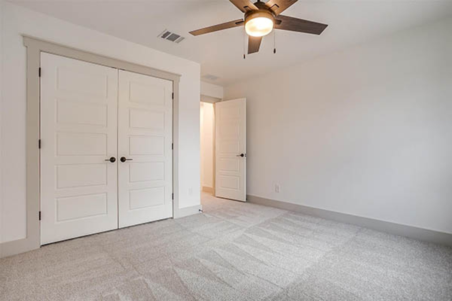 5805 Trigg Drive, Westworth Village, Texas 76114, 4 Bedrooms Bedrooms, ,3 BathroomsBathrooms,Home,For Sale,Trigg Drive,1009