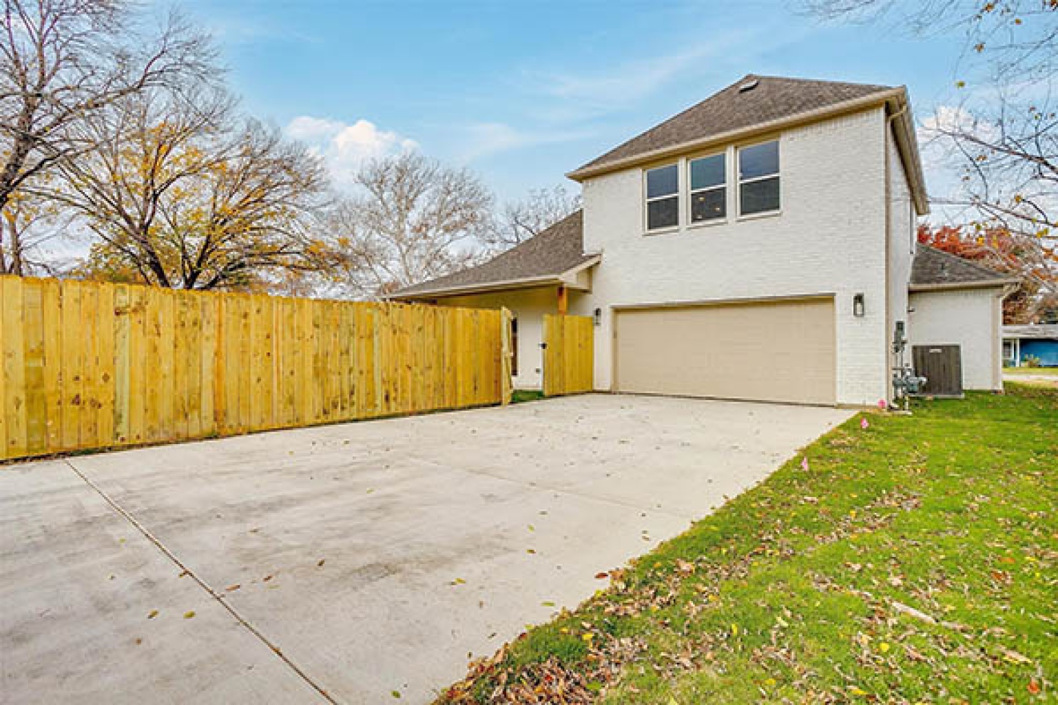 5805 Trigg Drive, Westworth Village, Texas 76114, 4 Bedrooms Bedrooms, ,3 BathroomsBathrooms,Home,For Sale,Trigg Drive,1009