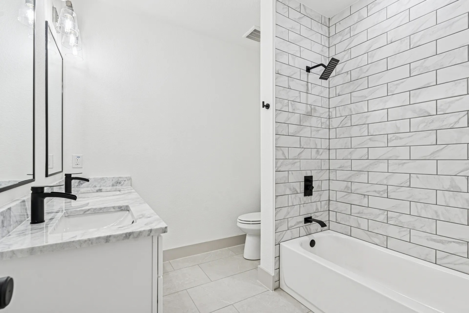 5012 Elizabeth St, Granbury, Texas 76048, 4 Bedrooms Bedrooms, ,2 BathroomsBathrooms,Home,For Sale,Elizabeth St,1015 5012 Elizabeth St, Granbury, Texas 76048, 4 Bedrooms Bedrooms, ,2 BathroomsBathrooms,Home,For Sale,Elizabeth St,1015