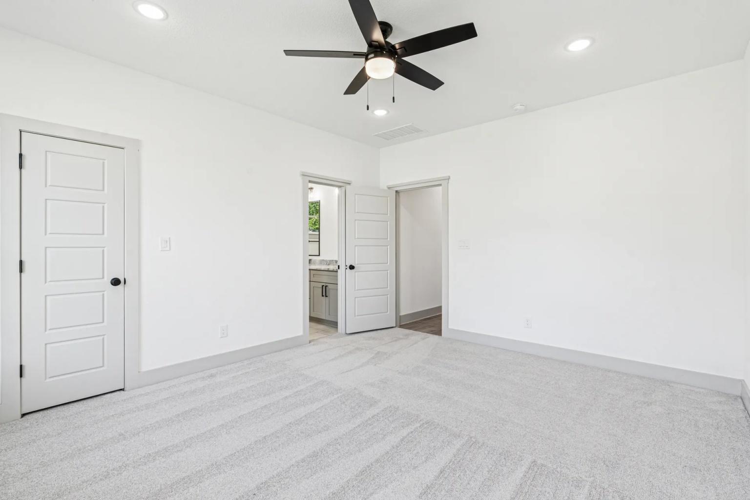 5012 Elizabeth St, Granbury, Texas 76048, 4 Bedrooms Bedrooms, ,2 BathroomsBathrooms,Home,For Sale,Elizabeth St,1015 5012 Elizabeth St, Granbury, Texas 76048, 4 Bedrooms Bedrooms, ,2 BathroomsBathrooms,Home,For Sale,Elizabeth St,1015