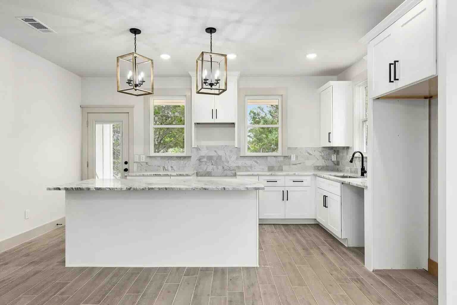 5703 Barkridge Dr, Granbury, Texas 76048, 3 Bedrooms Bedrooms, ,3 BathroomsBathrooms,Home,For Sale,Barkridge Dr,1017