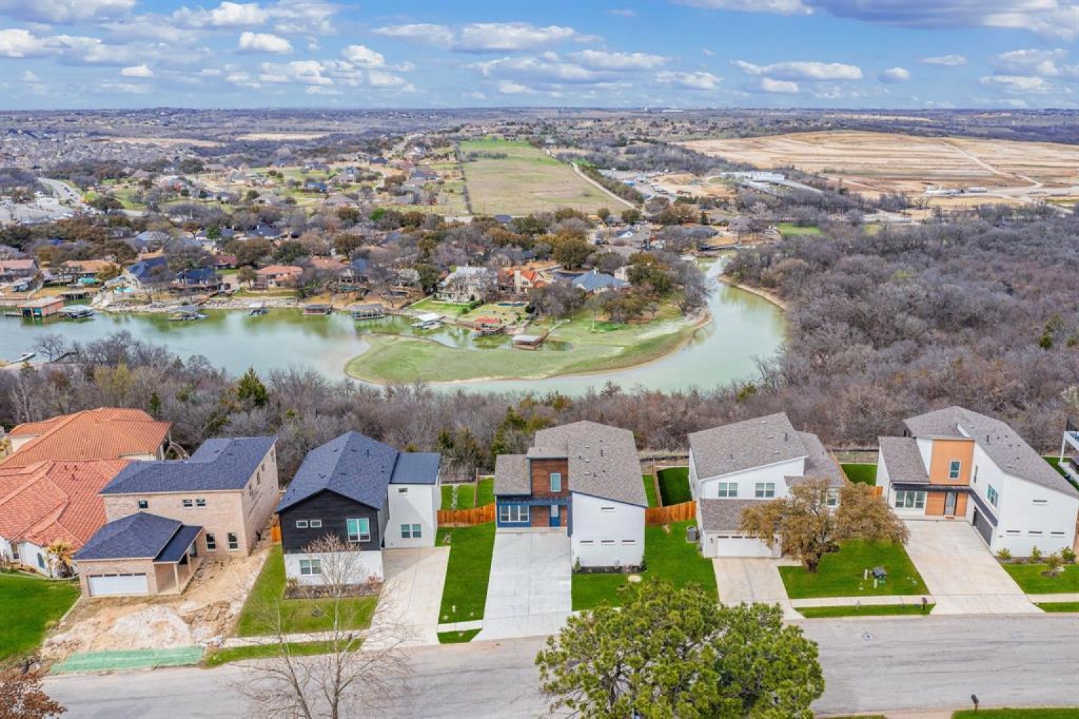 7636 Trailridge Dr, Fort Worth, Texas 76179, 3 Bedrooms Bedrooms, ,3 BathroomsBathrooms,Home,For Sale,Trailridge Dr,1018