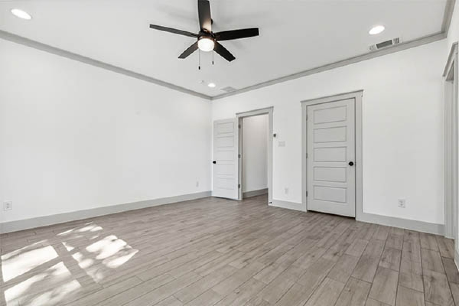 5804 Aton Avenue, Westworth Village, Texas 76114, 3 Bedrooms Bedrooms, ,3 BathroomsBathrooms,Home,For Sale,Aton Avenue,1005