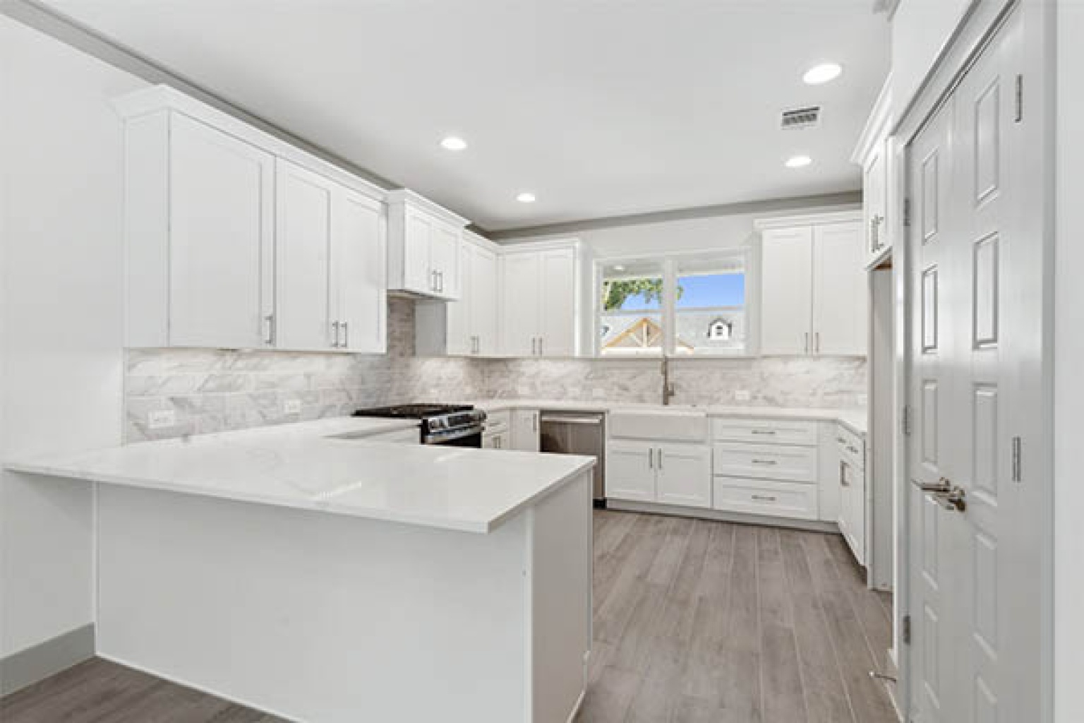 5817 Westworth Village, Texas 76114, 4 Bedrooms Bedrooms, ,3 BathroomsBathrooms,Home,For Sale,Westworth Village,1006