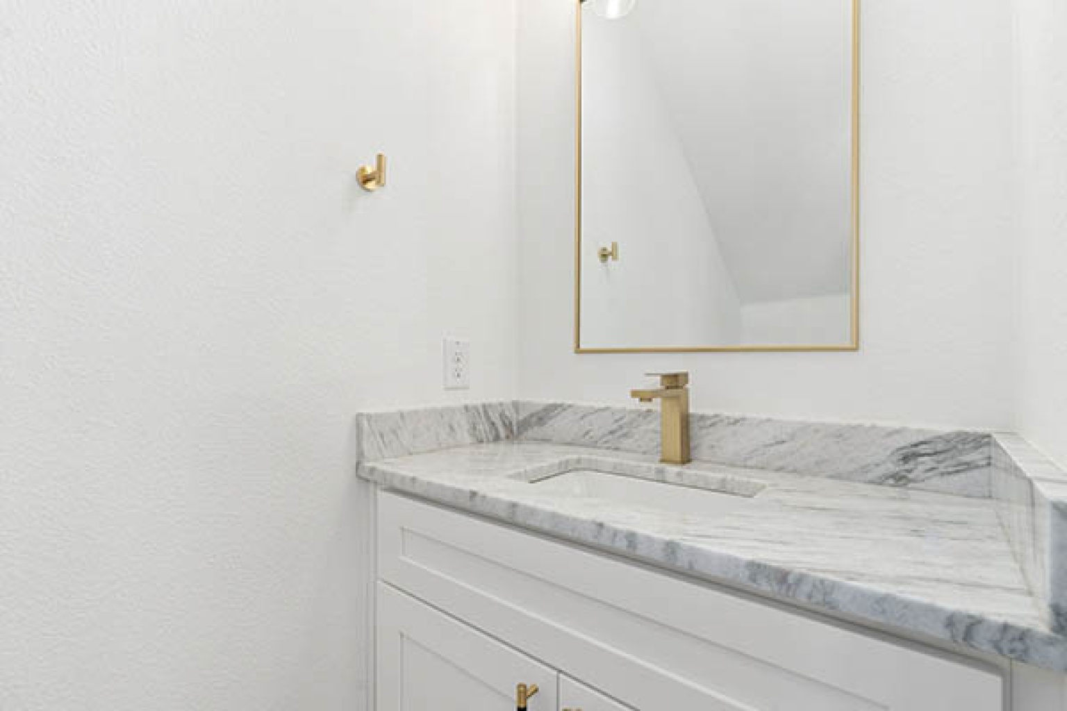 840 Northwood Road, Fort Worth, Texas 76107, 4 Bedrooms Bedrooms, ,2 BathroomsBathrooms,Home,For Sale,Northwood Road,1007